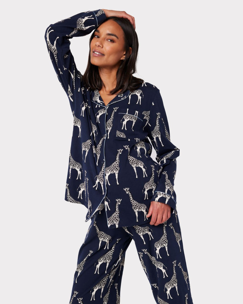 Black Giraffe Print Ice Silk Long-Sleeve Pajama Set main image 0