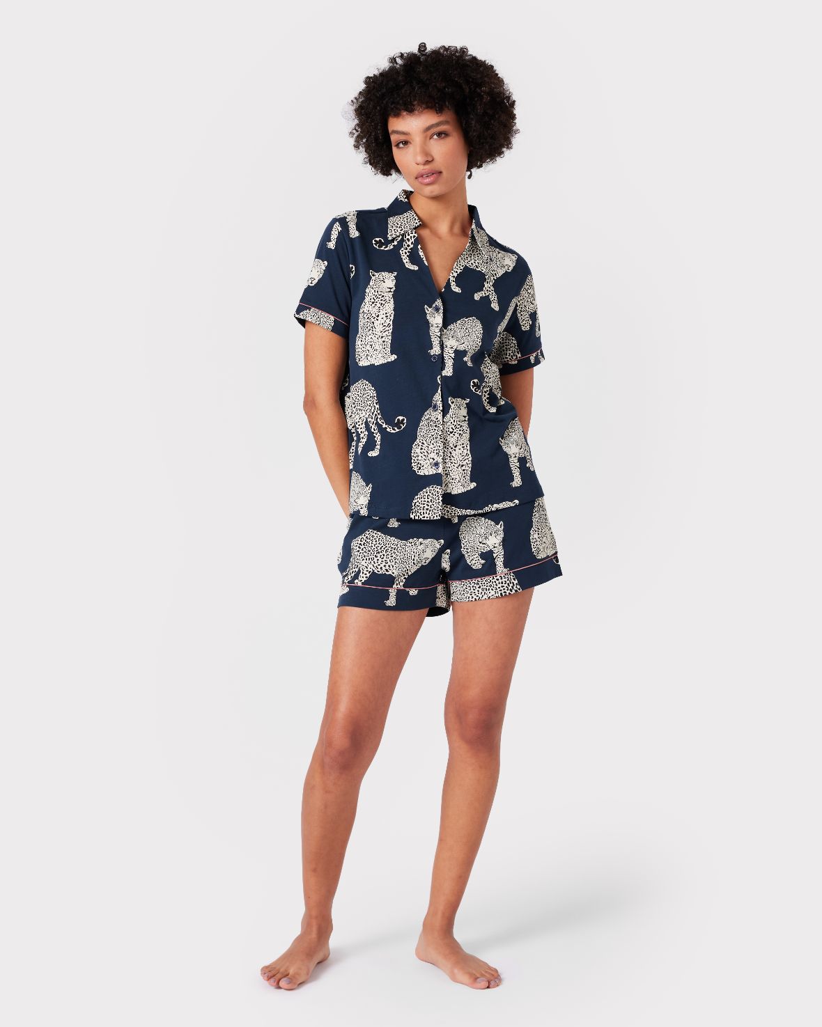 model note: Mariam Is 5'11" and is wearing a size 10