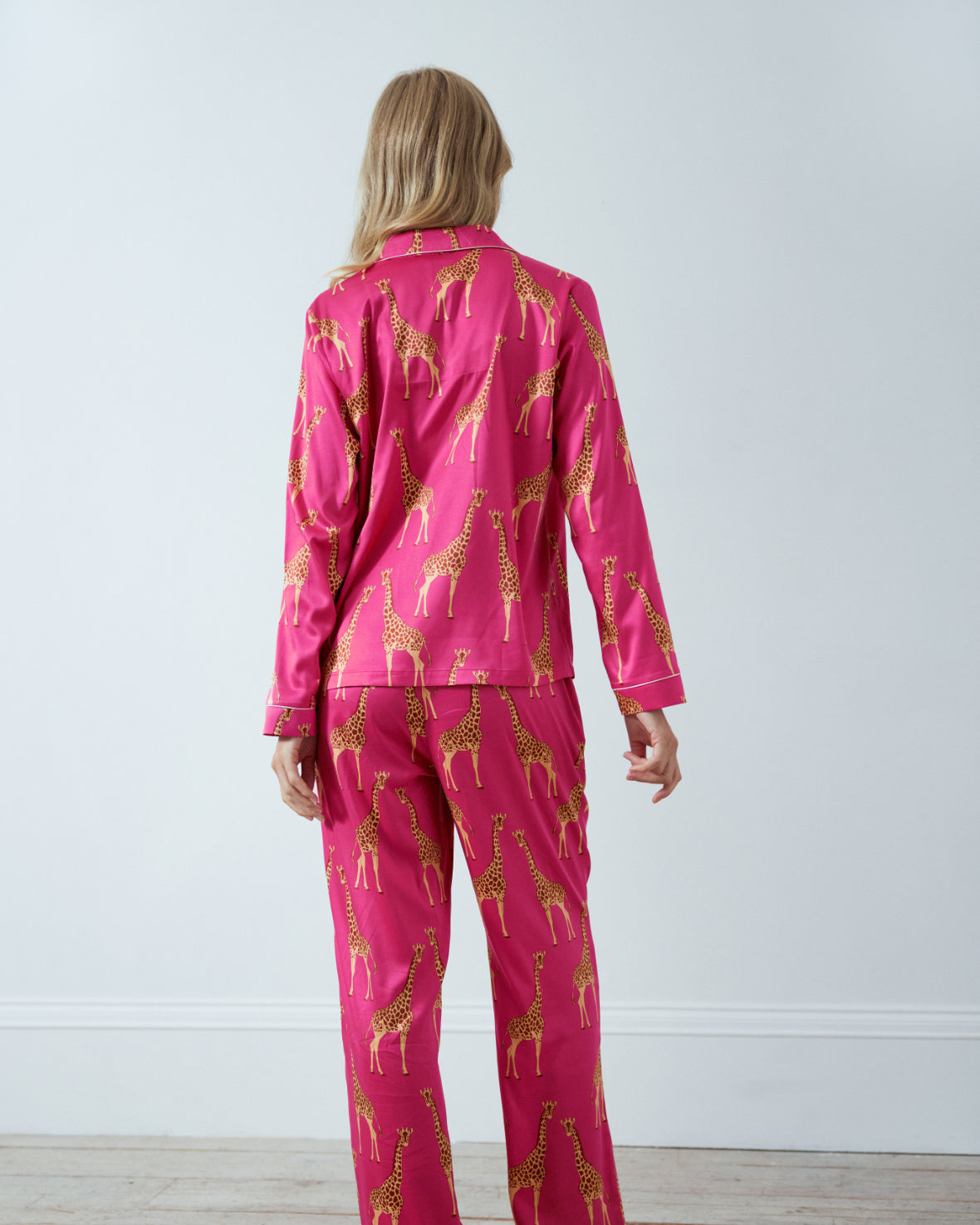 Satin Giraffe Print Long Pyjama Set