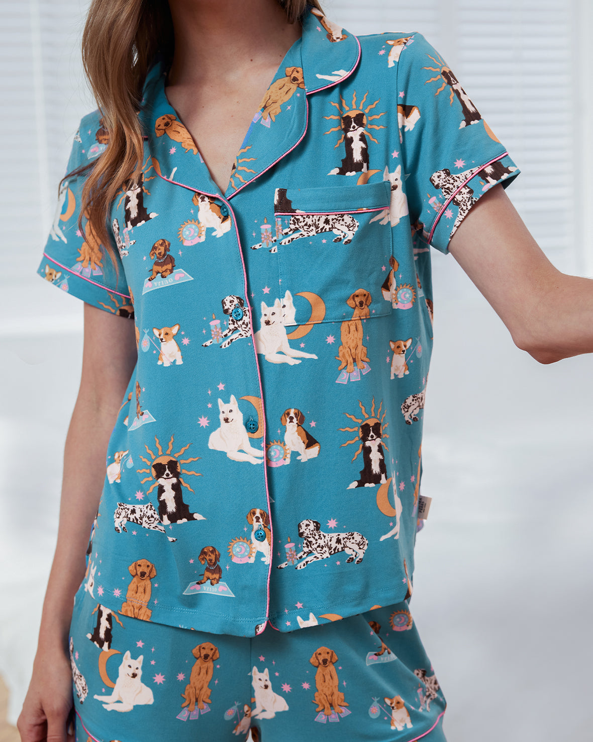 Mystic Dogs Print Short Pyjama Set