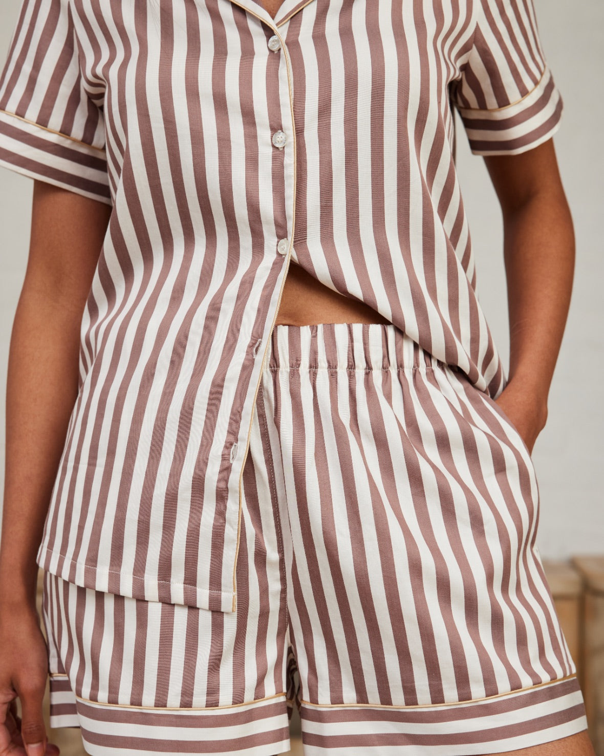 Organic Cotton Sateen Stripe Short Pyjama Set - Brown