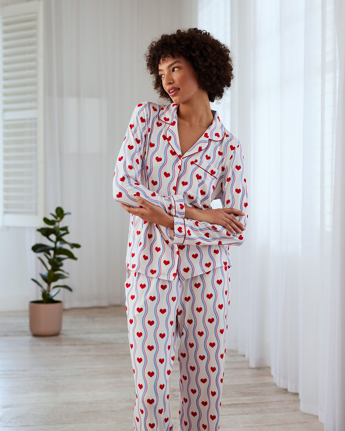 Wavy Stripe Heart Print Long Pyjama Set