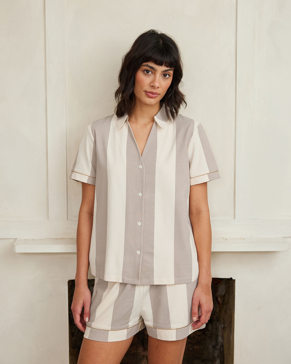 model note: Lais is 5ft 9" and is wearing a size 10