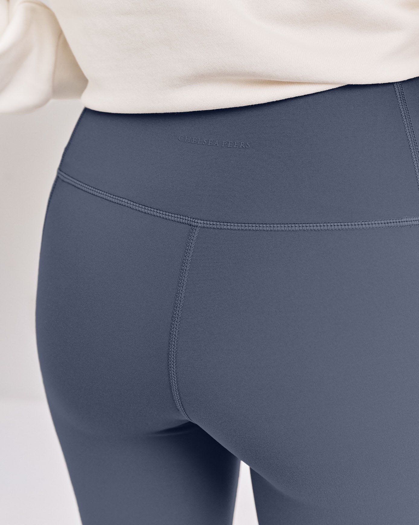 SoftSculpt Flared Leggings - Charcoal