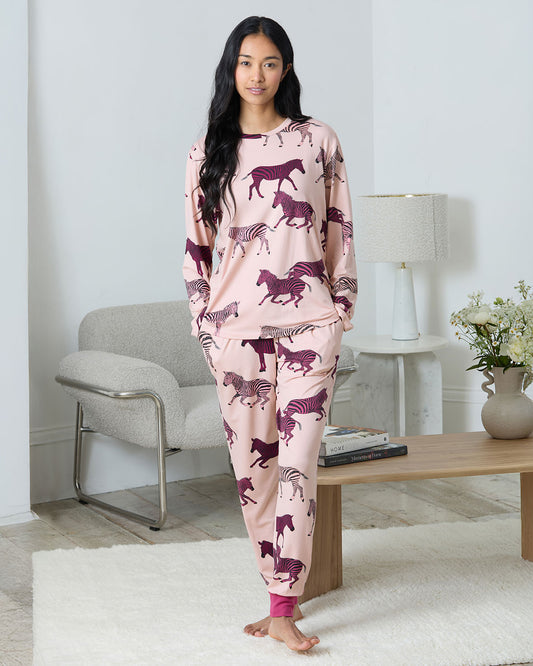 model note: May is 5ft 8" and is wearing a size 10