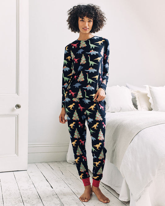 model note: Mariam is 5 ft 11’’ and is wearing a size 10