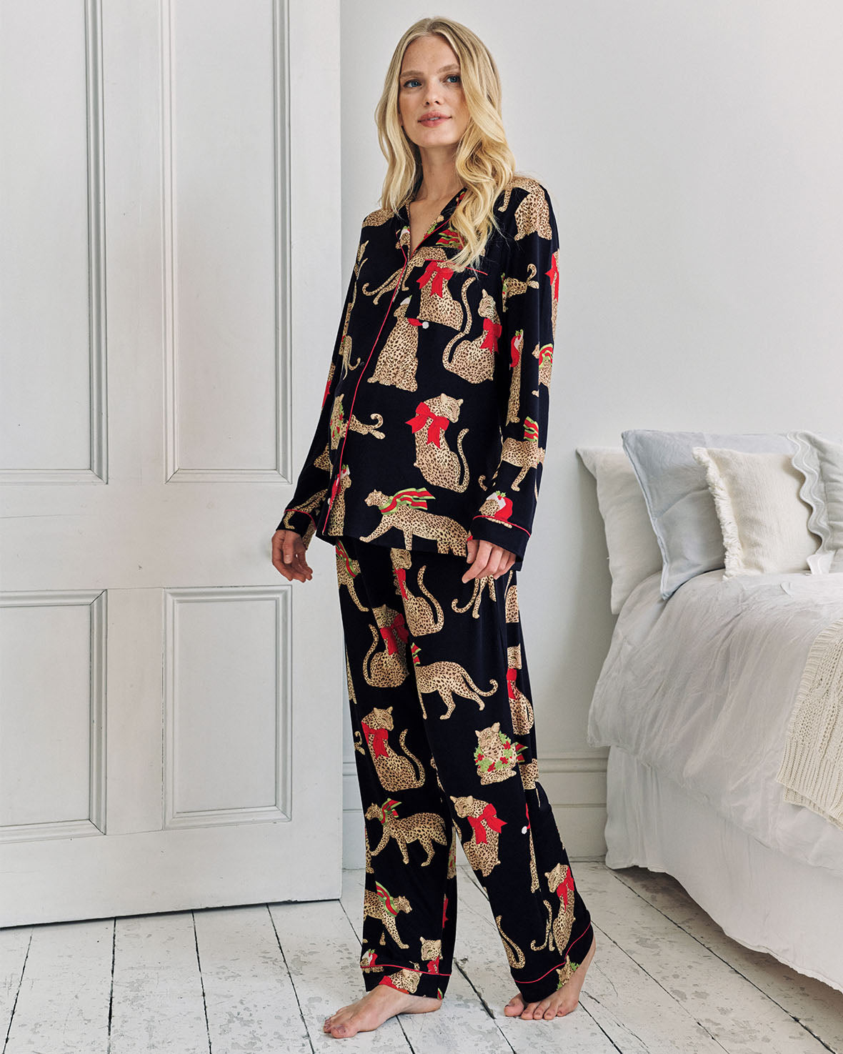 model note: Maria is 5ft 8" and is wearing a size 10