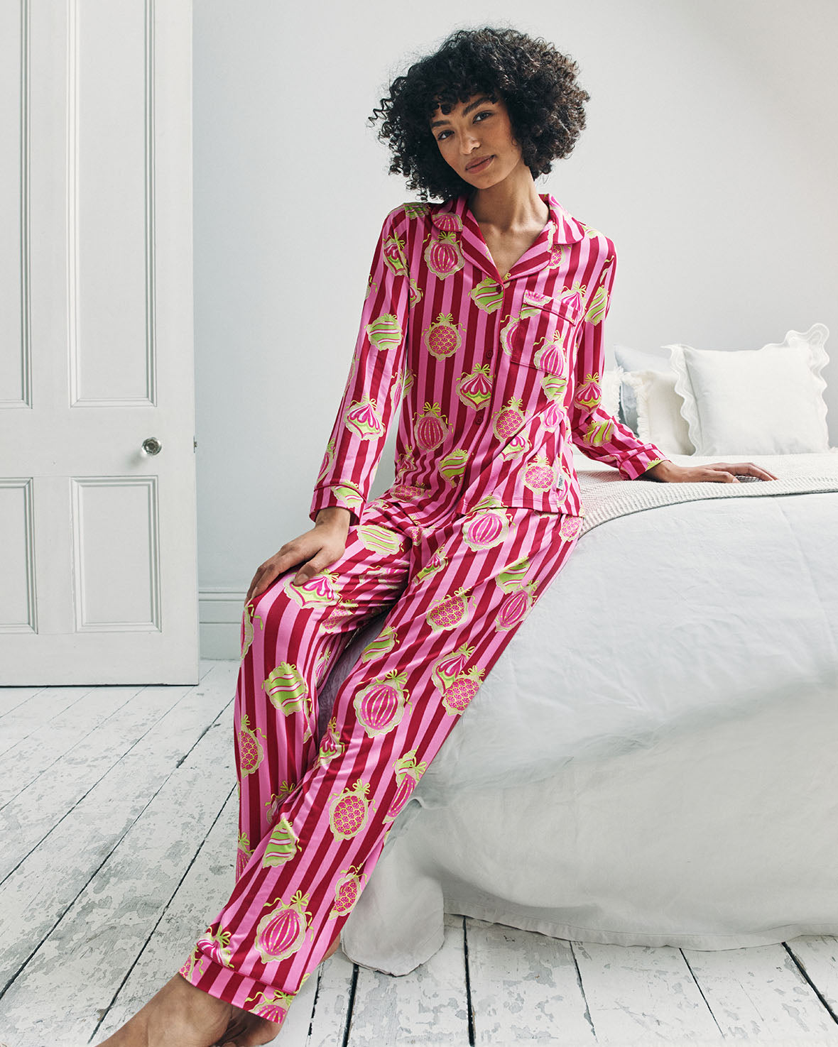 model note: Mariam is 5 ft 11’’ and is wearing a size 10