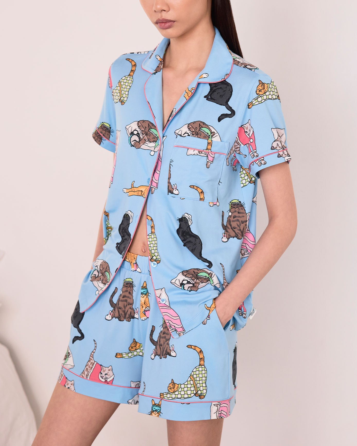 Sleepy Cats Print Button-Up Short Pyjama Set