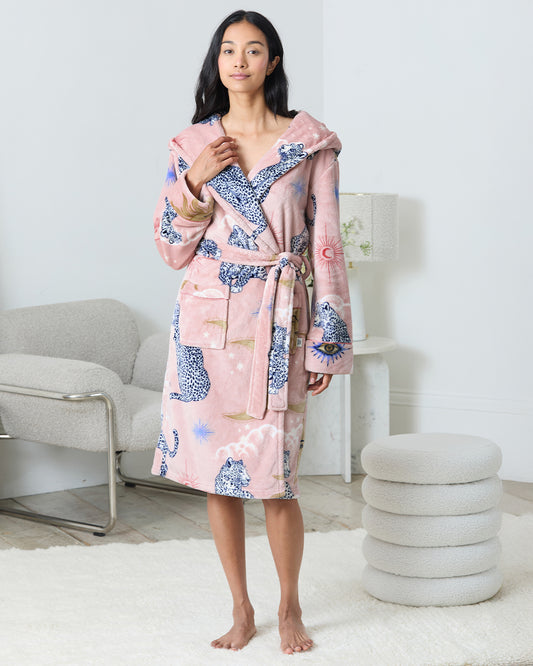 model note: May is 5ft 8'' and is wearing a size 10