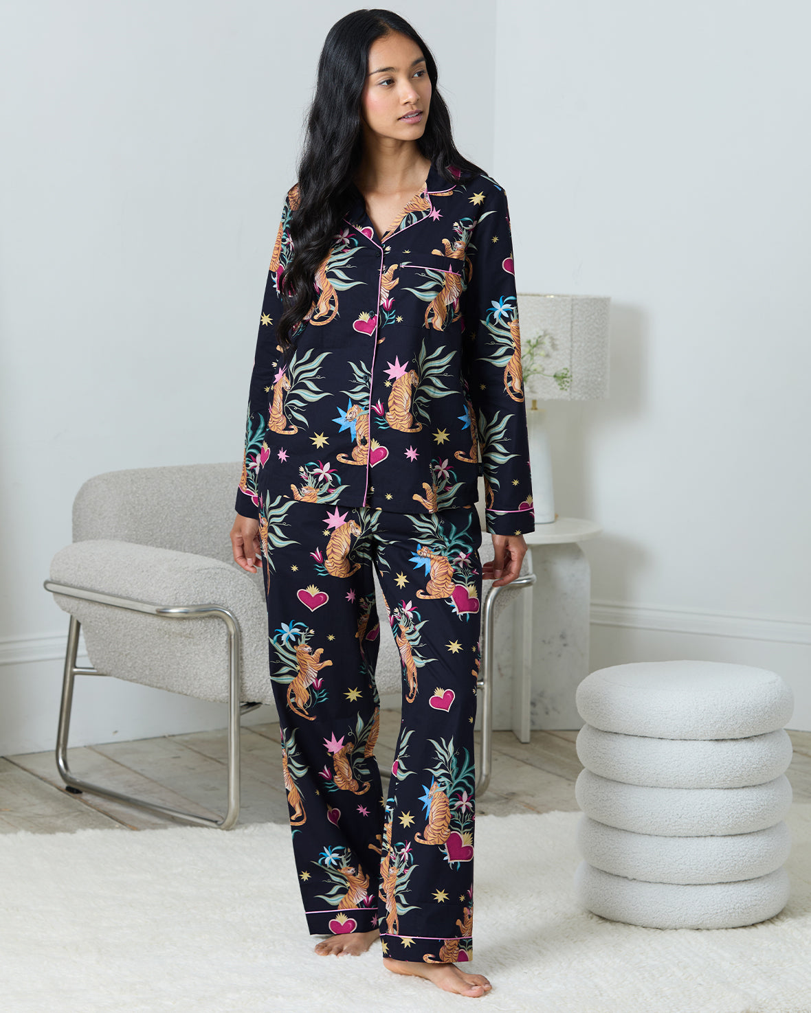 model note: May is 5ft 8'' and is wearing a size 10