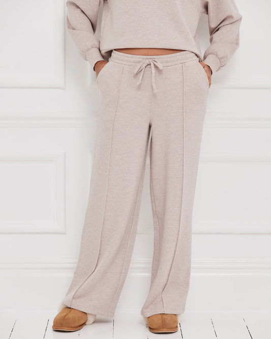 model note: Andrea is 5ft 11'' and is wearing a size 10