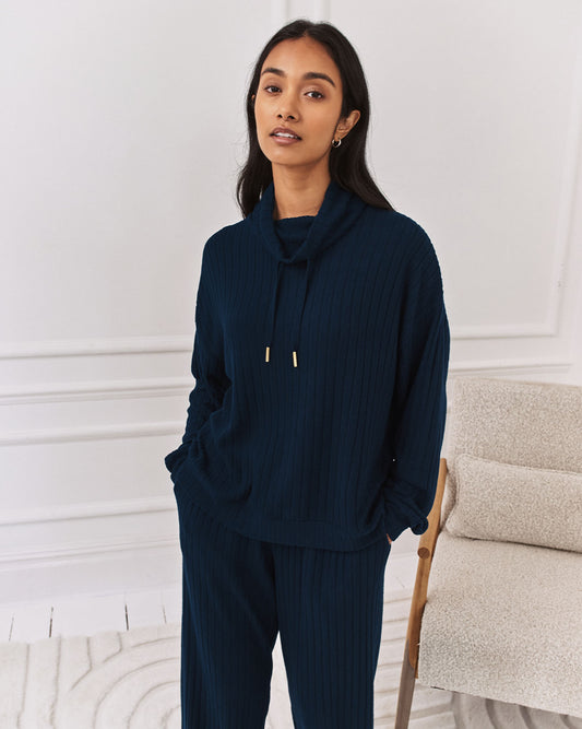 model note: May is 5ft 8’’ and is wearing a size 10