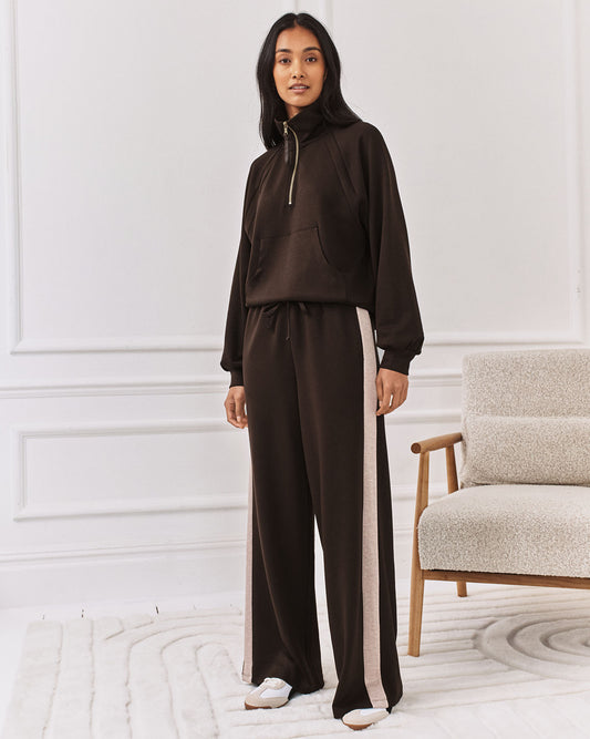 model note: May is 5ft 8" and is wearing a size 10