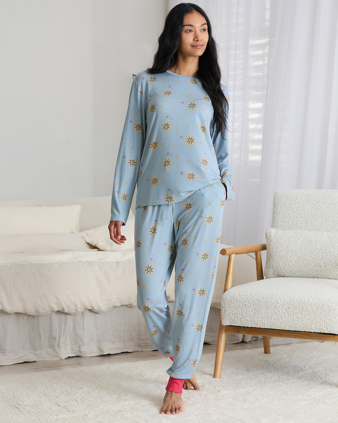 model note: May is 5ft 8" and is wearing a size 10