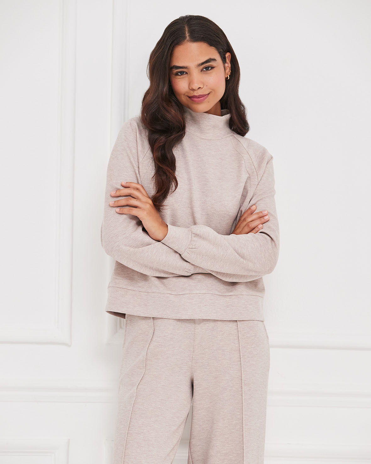 LuxeComfort Scuba Sweatshirt - Camel