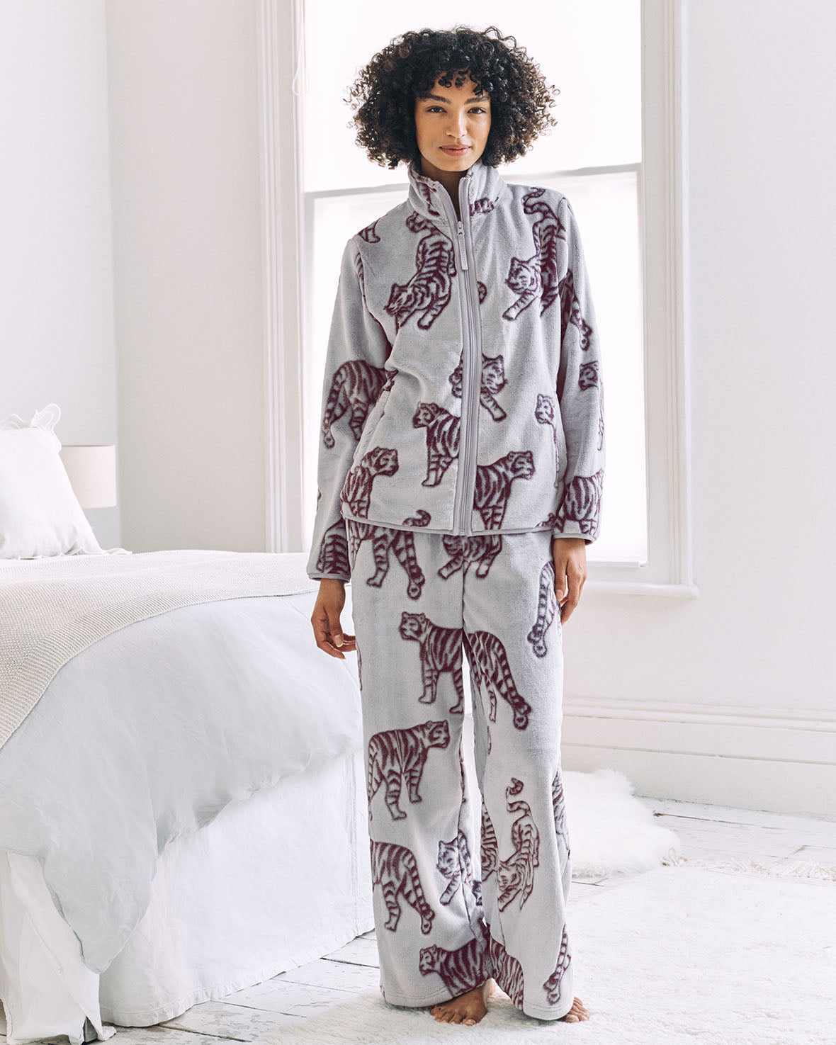 model note: Mariam is 5 ft 11’’ and is wearing a size 10