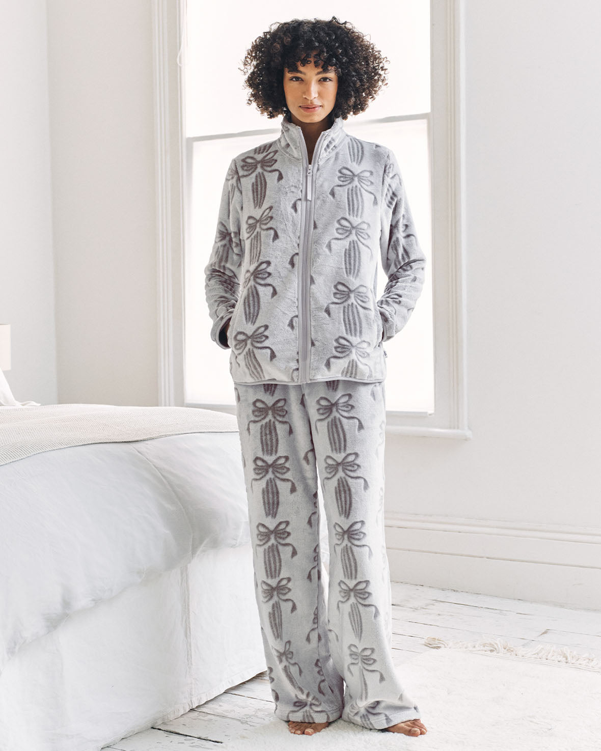 model note: Mariam is 5 ft 11’’ and is wearing a size 10