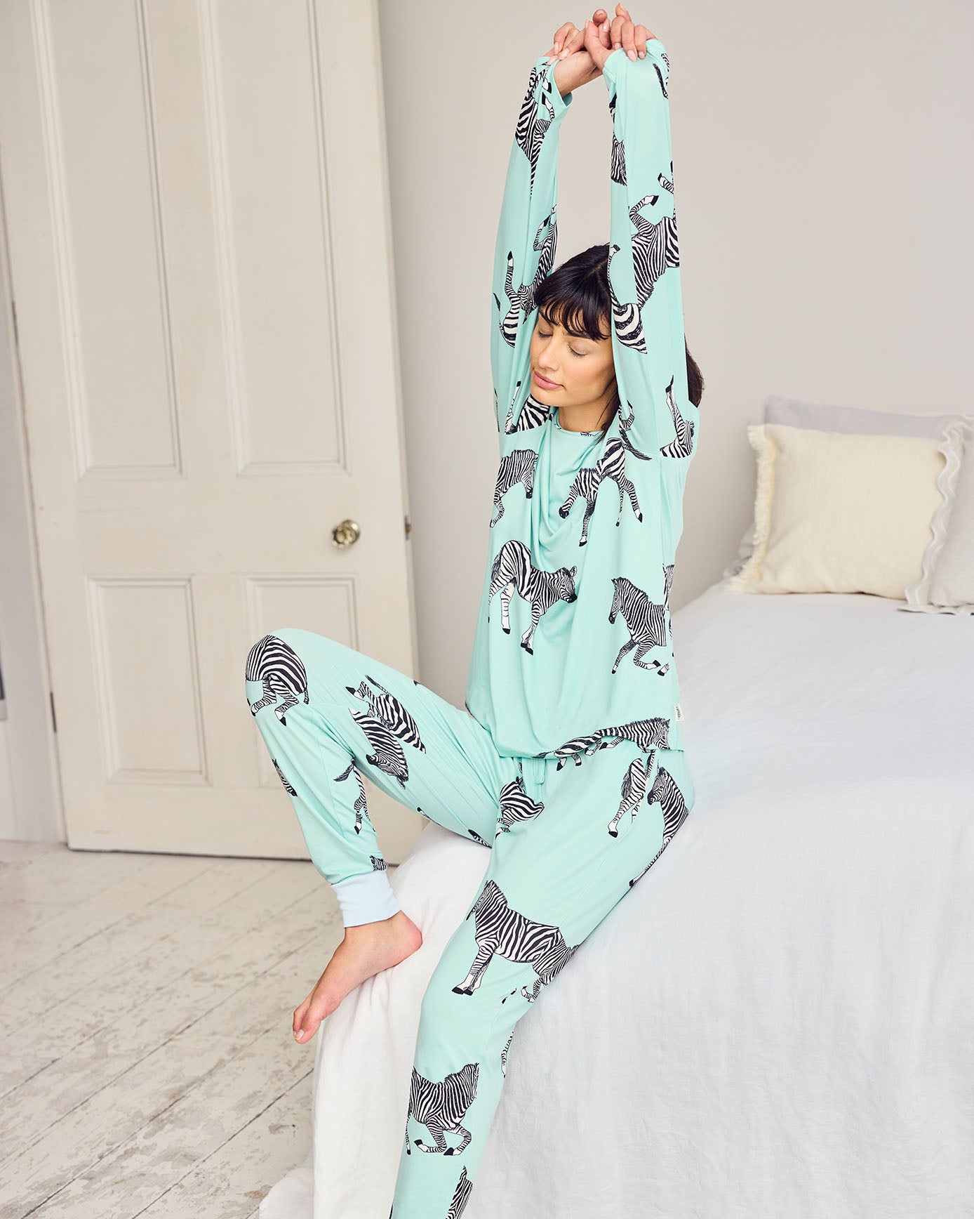 model note: Lais is 5ft 9'' and is wearing a size 10