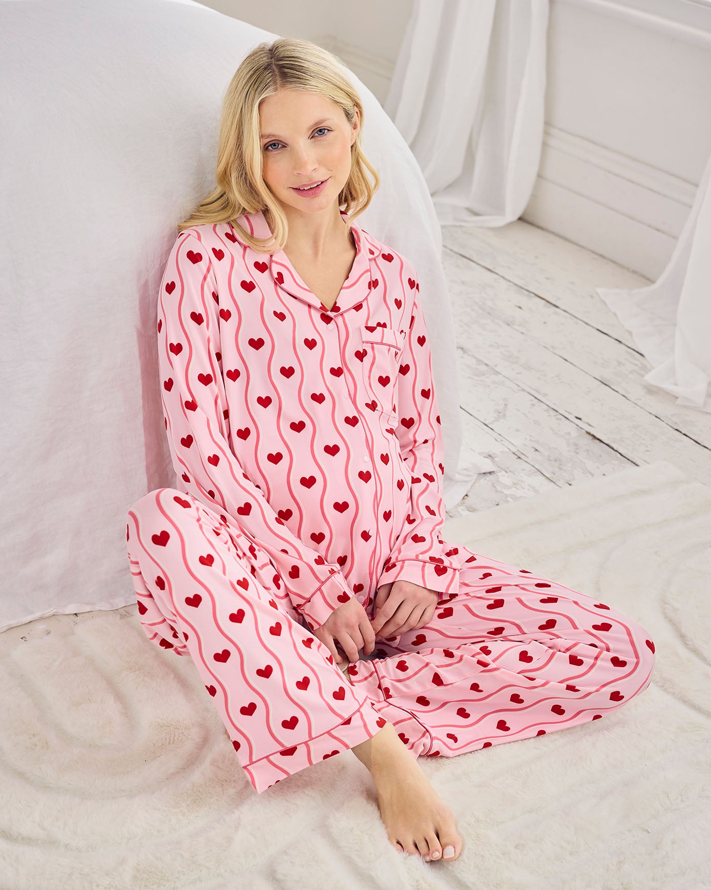 model note: Maria is 5'8" and is wearing a size 10