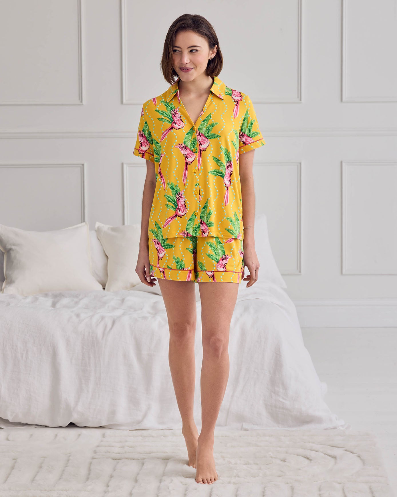 Parrot Wavy Stripe Print Short Pyjama Set