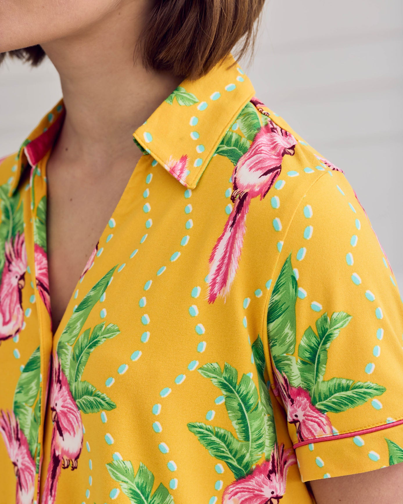 Parrot Wavy Stripe Print Short Pyjama Set