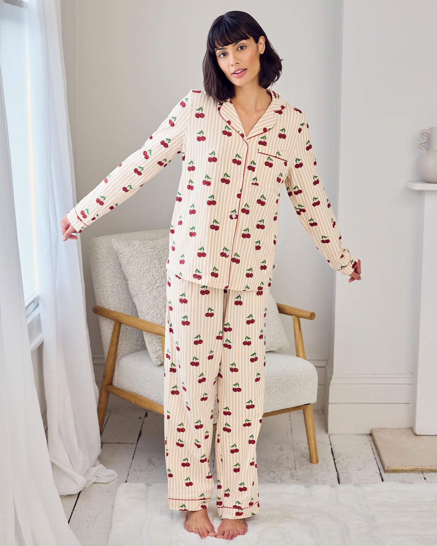 model note: Lais is 5ft 9'' and is wearing a size 10