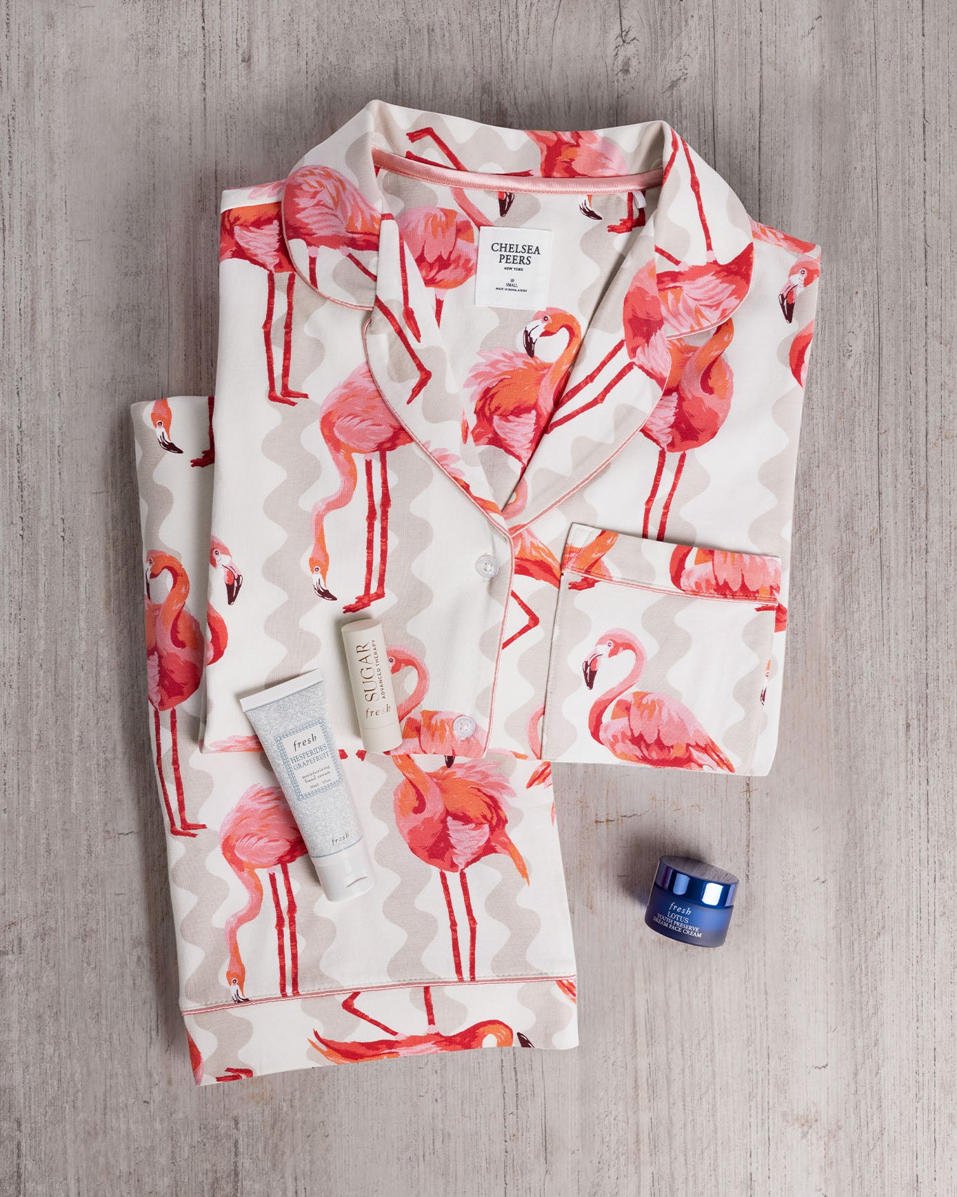 Chelsea Peers x Fresh: The Mother’s Day Gift Set - Flamingo