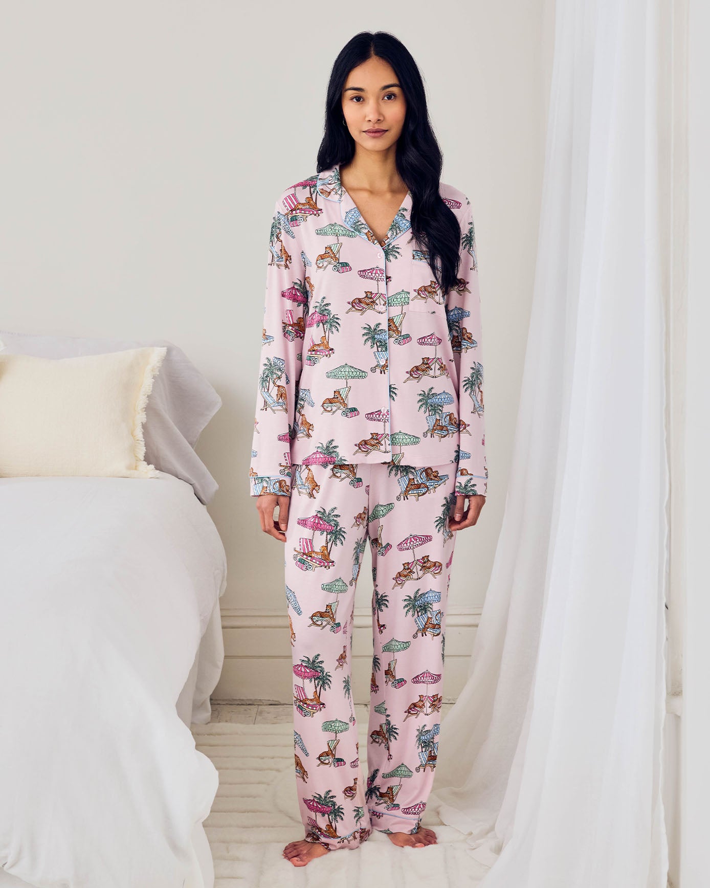 model note: May is 5ft 8’’ and is wearing a size 10