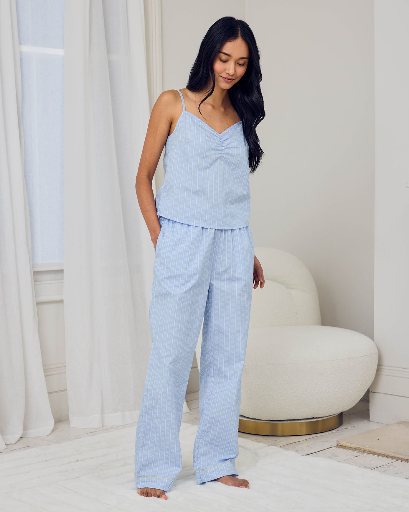 model note: May is 5ft 8’’ and is wearing a size 10