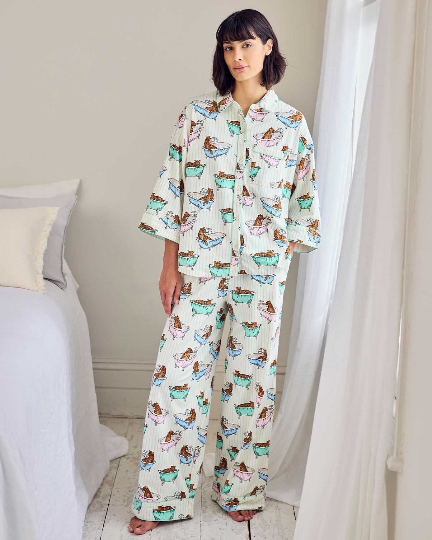 Petite Organic Cotton Bubble Bath Leopards Print Long Pyjama Set