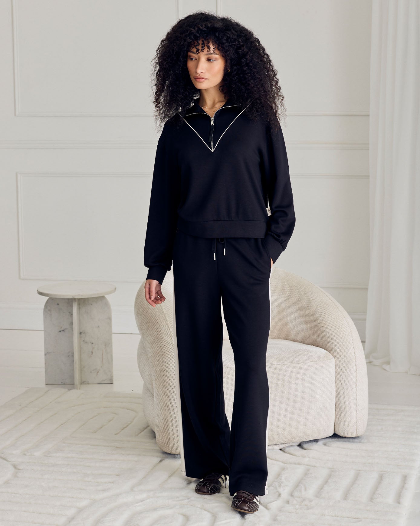 LuxeComfort Scuba Half-Zip Long Sleeve Sweatshirt - Black