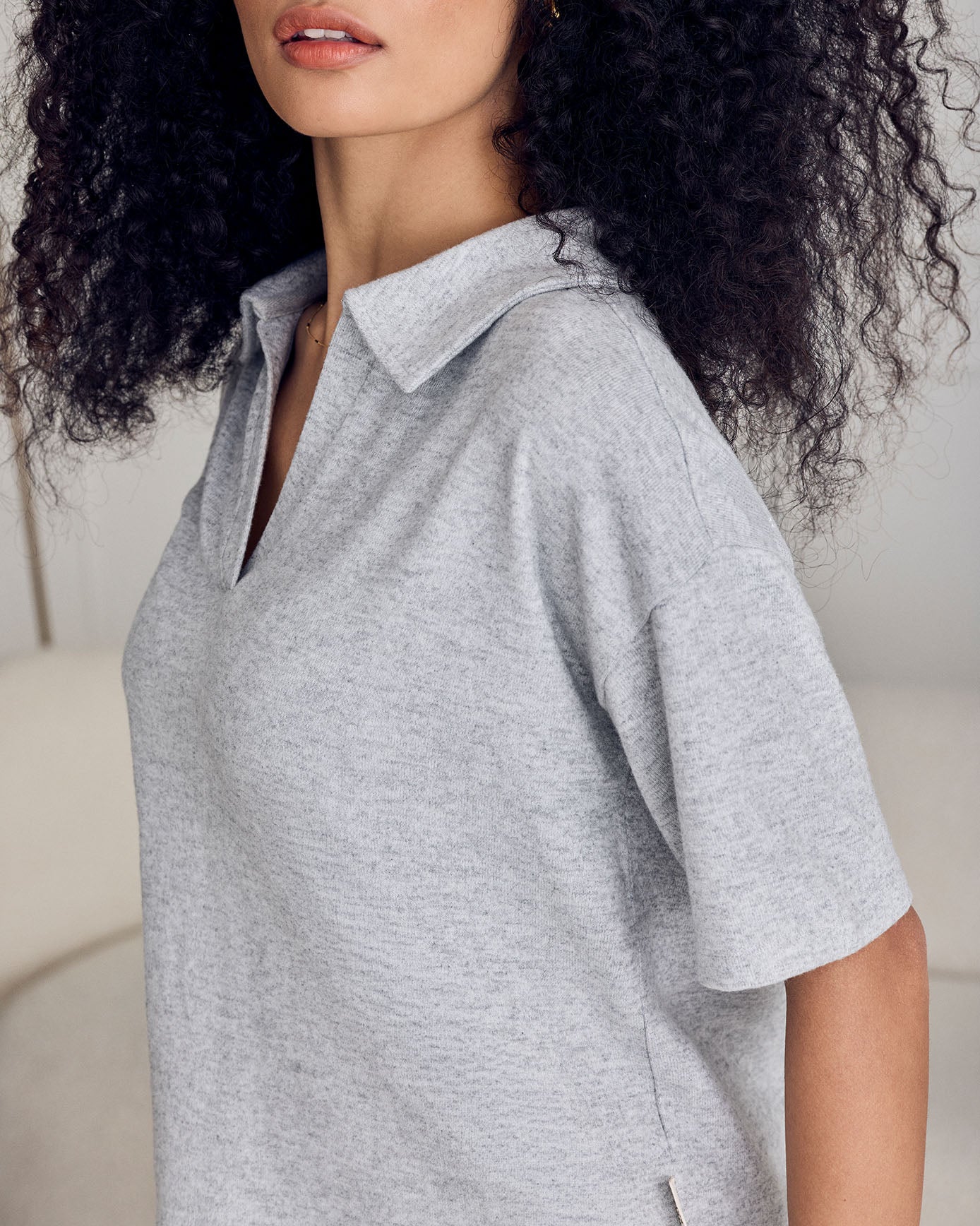 Slub-Knit V-Neck Short Sleeve Sweatshirt - Grey