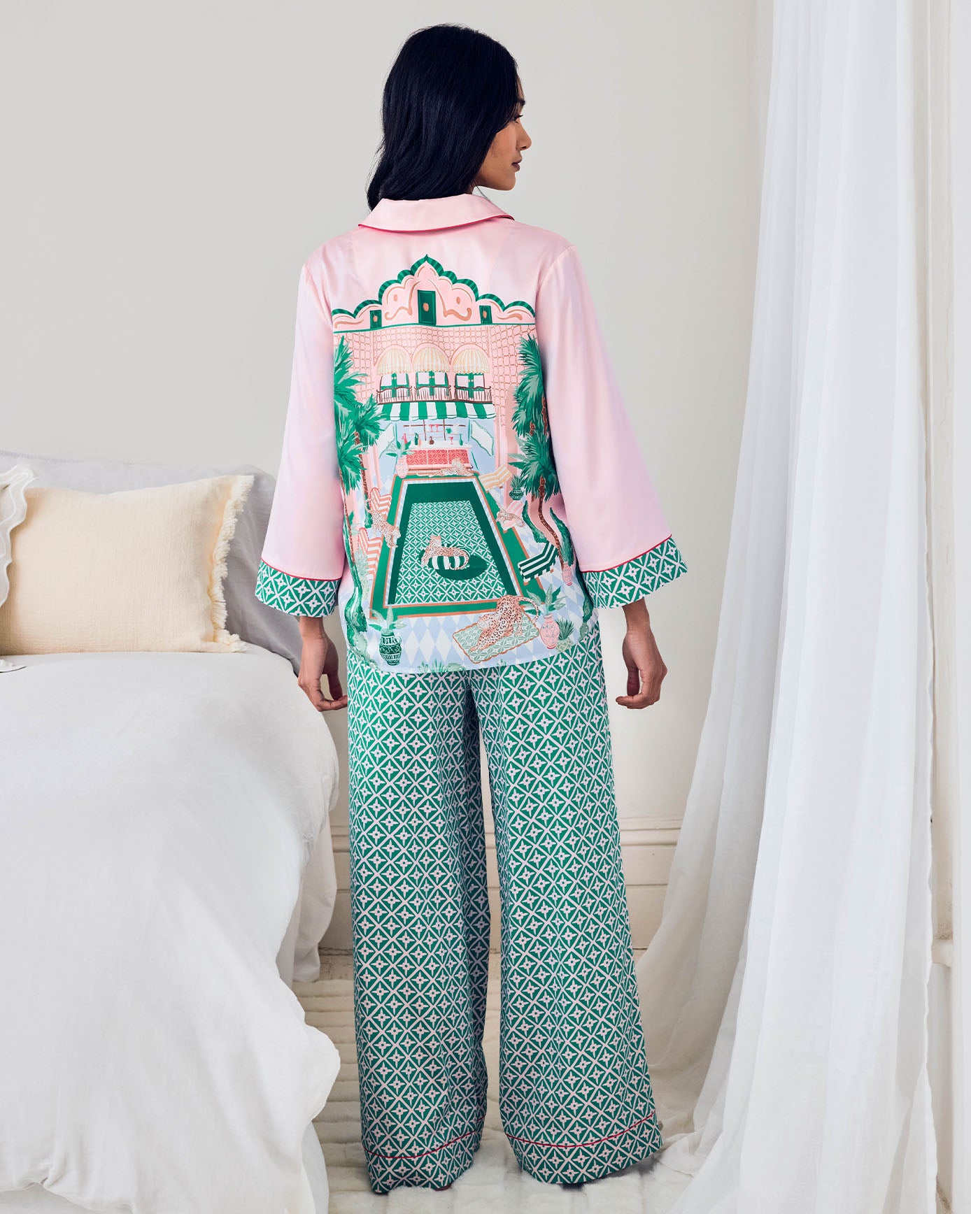 Satin The Clubhouse Print Long Pyjama Set