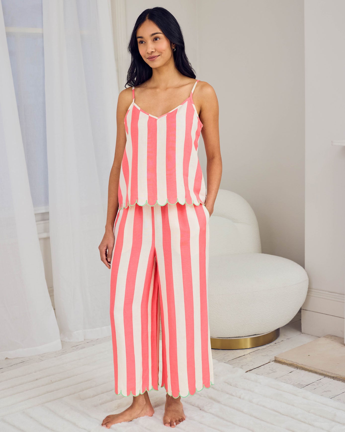 model note: May is 5ft 8’’ and is wearing a size 10