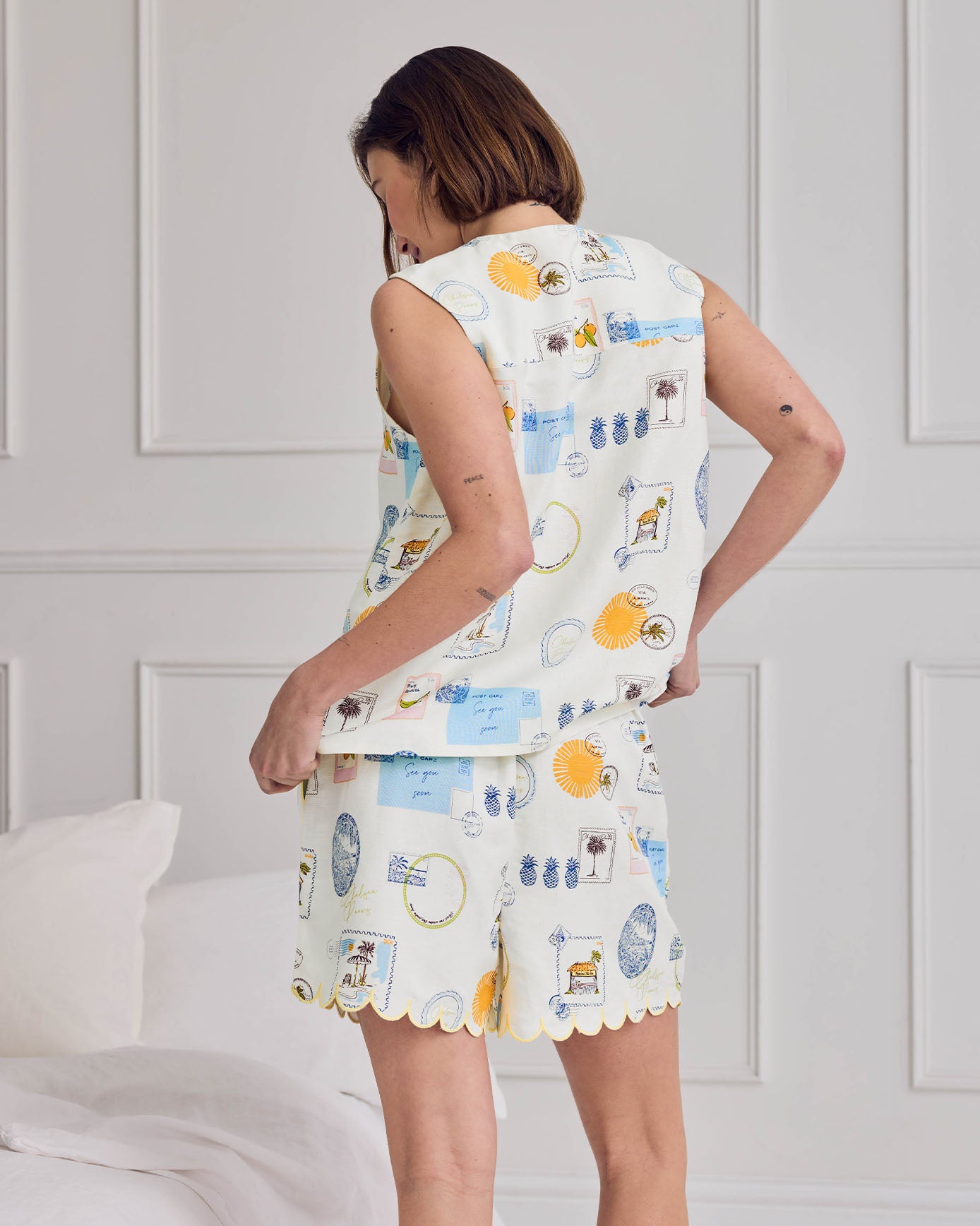 Linen Blend Scallop Edge Tie-Front Scenic Stamps Print Short Pyjama Set