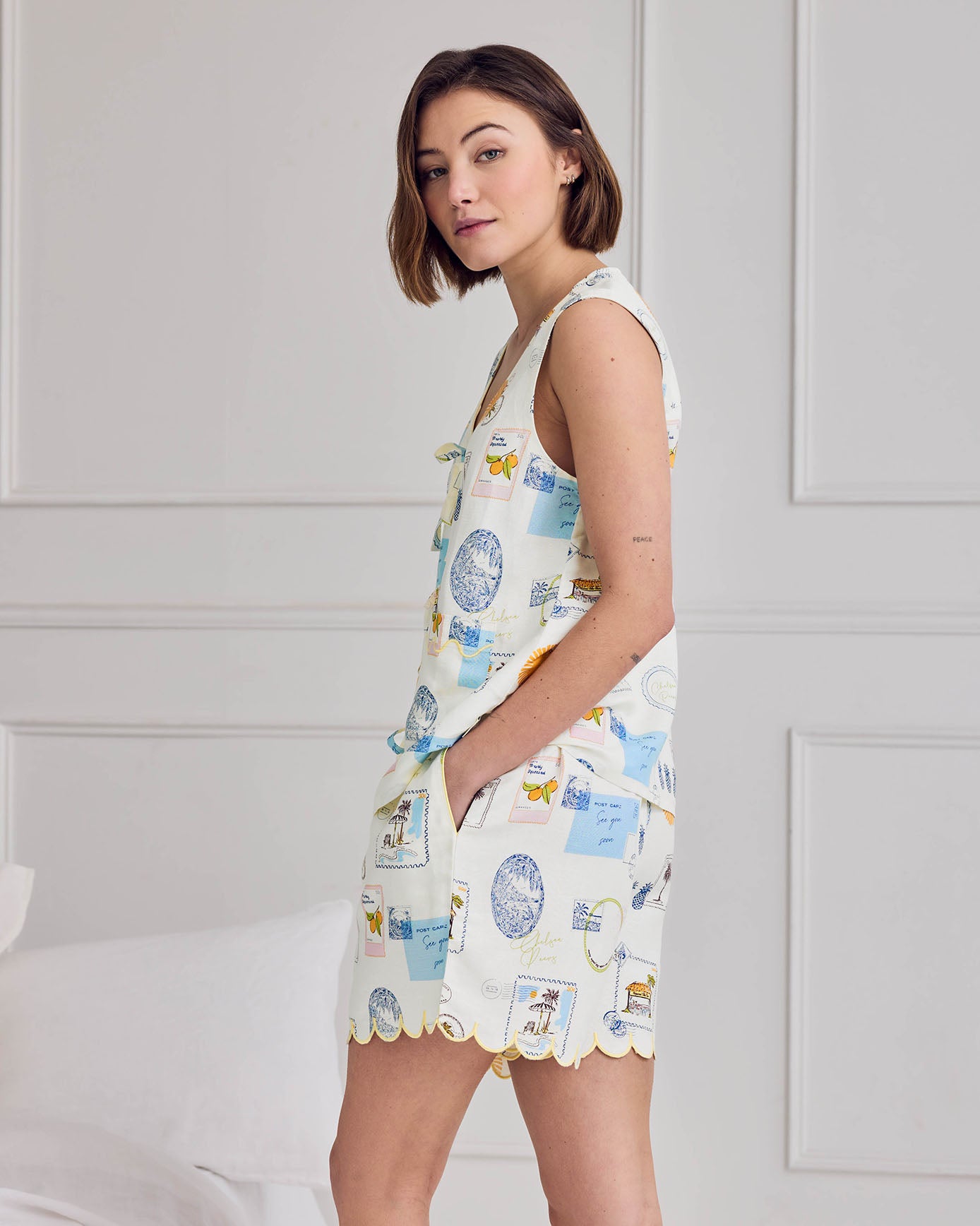 Linen Blend Scallop Edge Tie-Front Scenic Stamps Print Short Pyjama Set