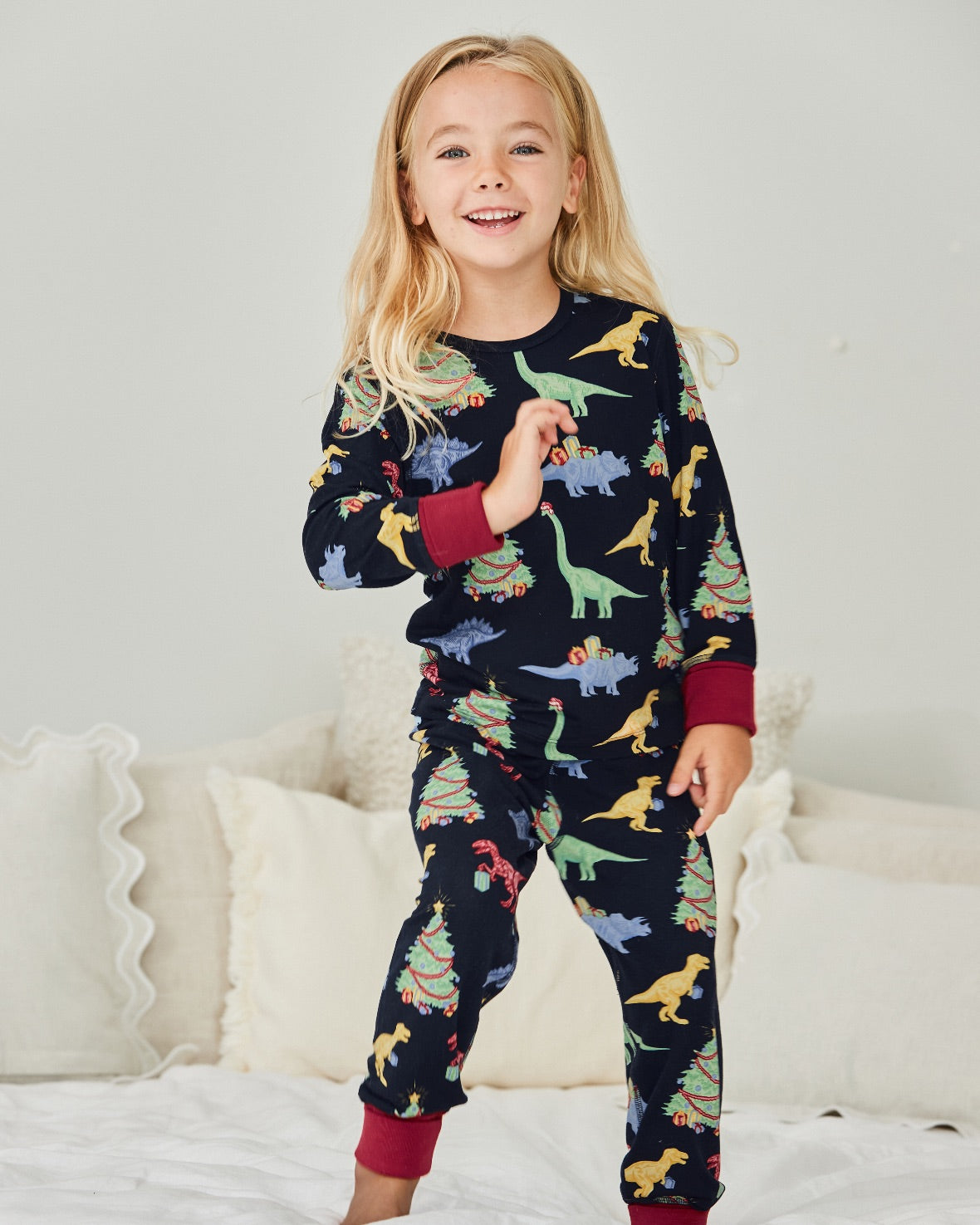 model note: Scarlett is 5 years old, 3ft 7'' and wearing size 5-6 years